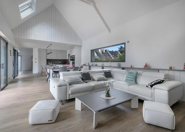 Piscine - 10 Personnes - 100m De La *